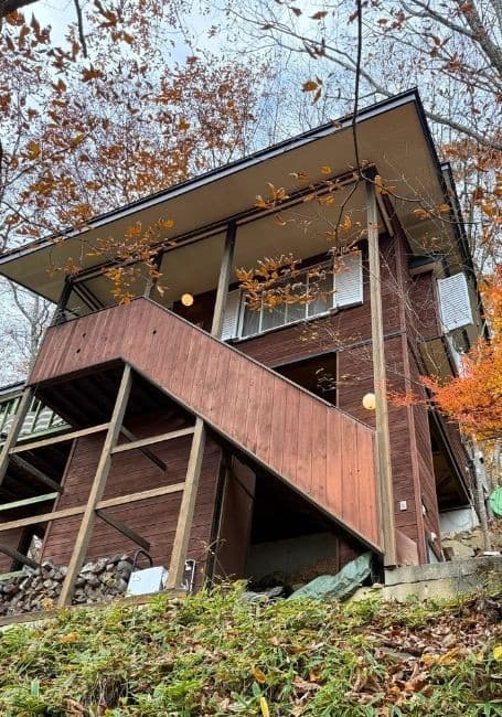 Alpine Retreat with Antique Wood Stove, No Summer Heat in 茅野市, Nagano