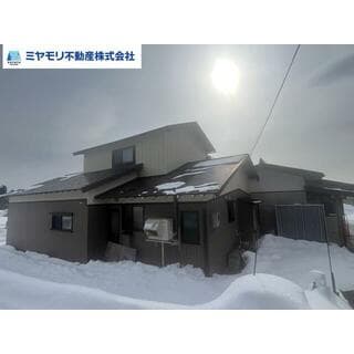 Historic Mountain 4-Bedroom Akiya Perfect for Renovation in Nagano in Kashiwara, Shinanomachi, Kamiminochi District, Nagano